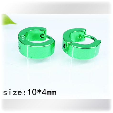 Ocelové náušnice kruhového tvaru v zeleném provedení
