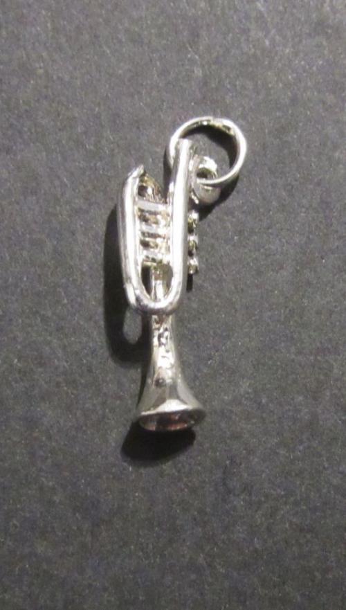 Trumpeta - přívěsek ze stříbra