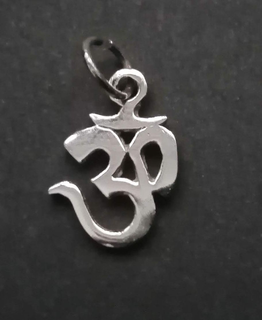Symbol ÓM - stříbrný přívěsek