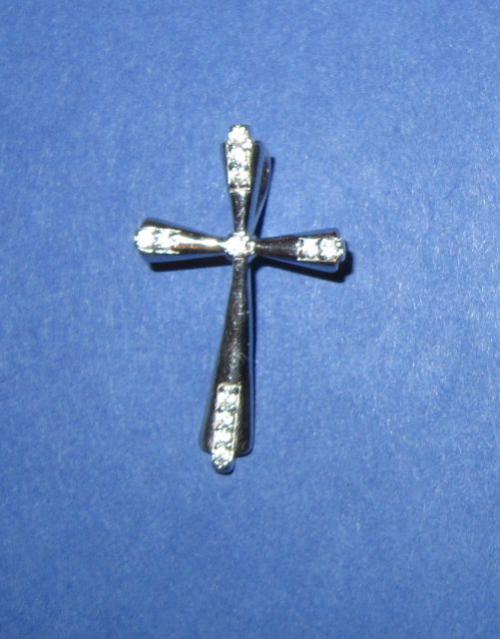 Křížek zdobený kamínky na koncích - stříbrný přívěsek