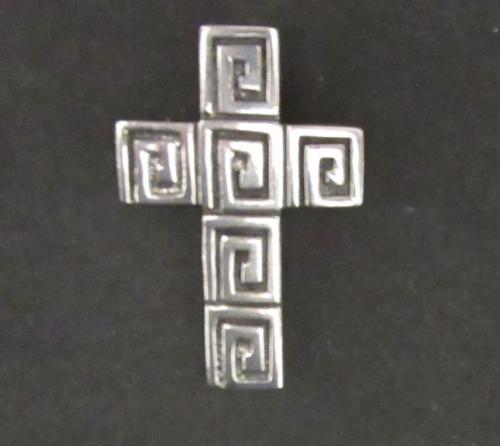 Kříž - přívěsek - vyrobený ze stříbra