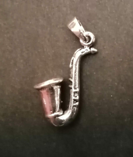 Saxofon - stříbrný přívěsek