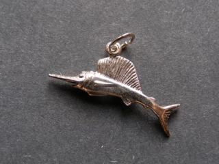 Dlouhá ryba - mečoun - stříbrný přívěsek