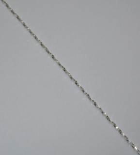 Slabý třpytivý stříbrný řetízek - délka 19cm