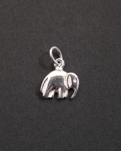 Malý slon - varianta 3 - stříbrný přívěsek