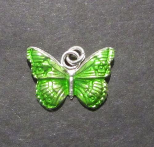 Zelený barvený motýl - stříbrný přívěsek