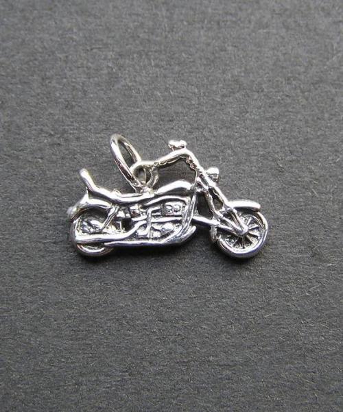 Motocykl - stříbrný přívěsek