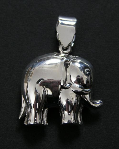 Slon - varianta 2 - stříbrný přívěsek
