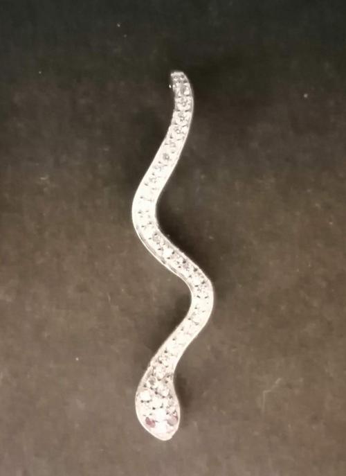 Had - zdobený mikrosettingem - přívěsek ze stříbra