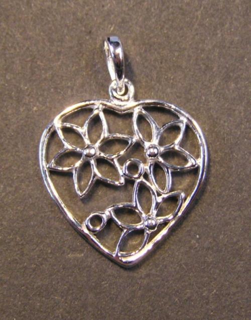 Srdce s květinou - stříbrný přívěsek / přívěsek ze stříbra